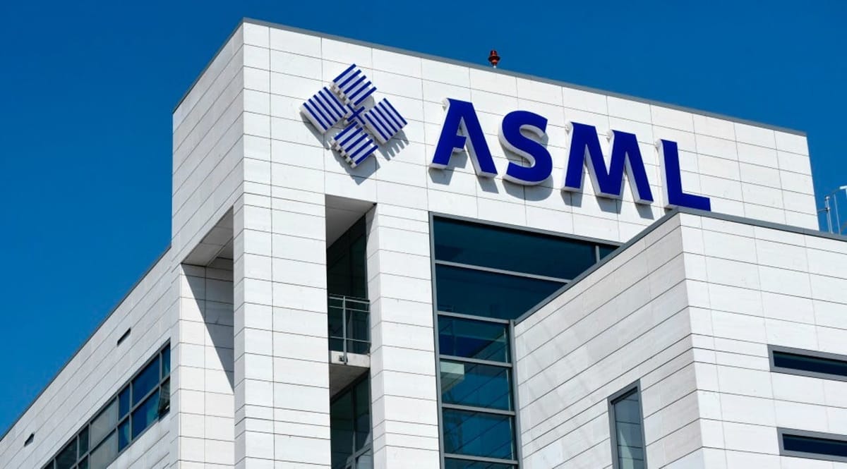 【個股觀點: ASML】估值低位中的機會，全球唯一掌握 EuV 技術的半導體設備巨頭