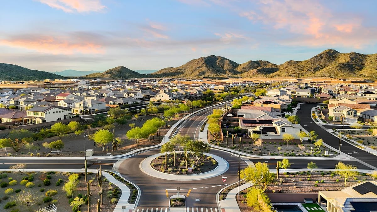 【為什麼比起直接持有美國房地產，機構更喜歡基金化投資？】